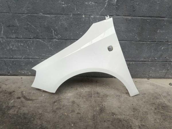 AILE AVANT GAUCHE SKODA FABIA/ ROOMSTER 2007-2014 - Vue 1